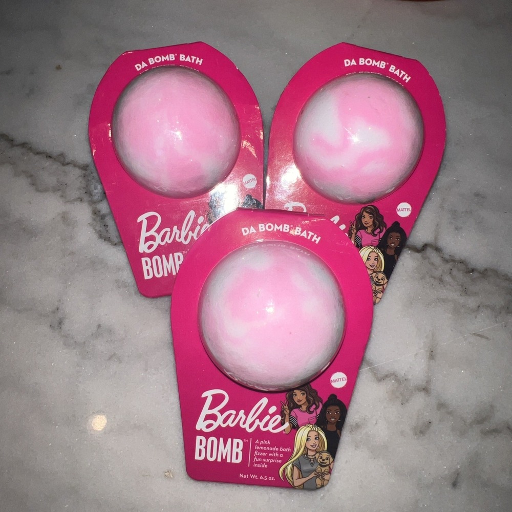Da Bomb Barbie‎ Bath Bomb 3 Pack Pink Lemonade Bath Fizzer w/ Surprise Inside